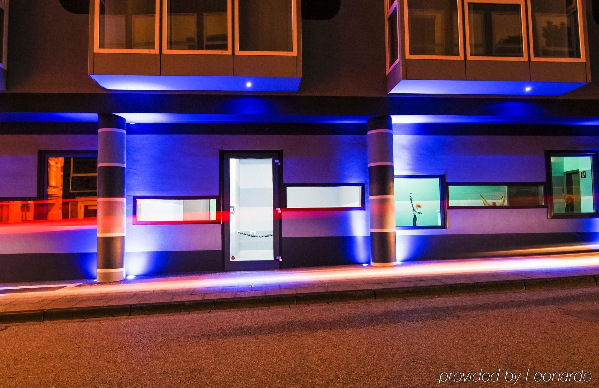 Petul Apart Hotel City Premium Essen Bagian luar foto
