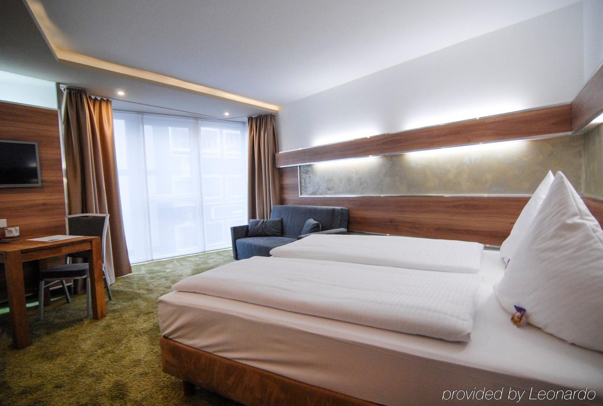 Petul Apart Hotel City Premium Essen Bagian luar foto